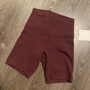 Lululemon maroon Wunder Train 6” Biker Shorts